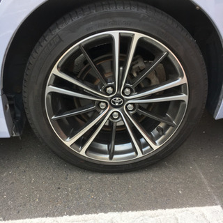 トヨタ純正86ホイル プリウスに履いてました