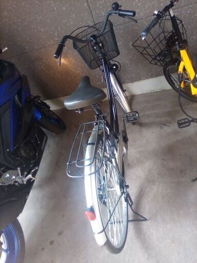 交渉可。自転車、3か月間だけしか使ってません。