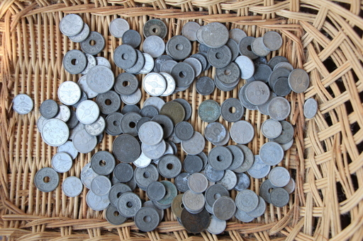 硬貨いろいろ