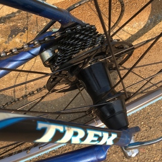 TREK SLR ALPHA SUPERLIGHT RACE . ロードバイク 駅渡し可