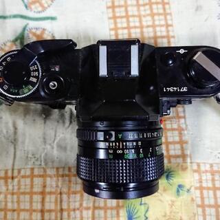中古カメラ：Canon-AE-1 BLACK フラッシュ-ストロボ付き！