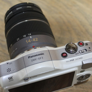 Panasonic パナソニック ミラーレス一眼 DMC-GF3　LUMIX GF3 ズームレンズ　キット