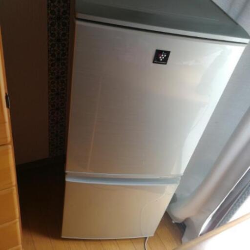 【お譲り先決まりました】137L【美品】2013年製プラズマクラスター シャープノンフロン冷凍冷蔵庫