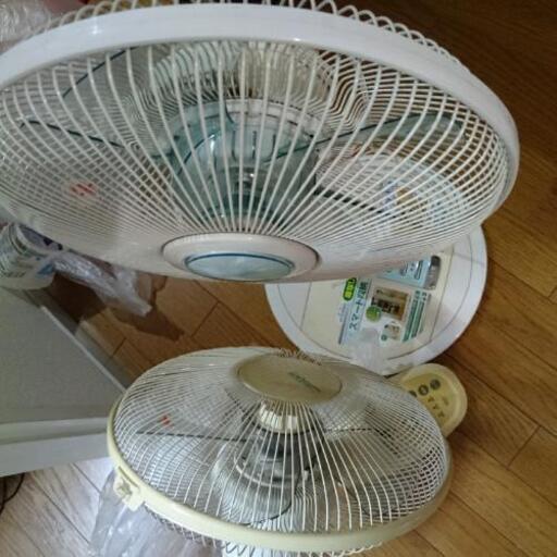 壁掛け扇風機