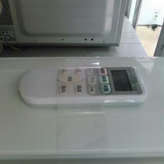 ・HITACHI 2.5kwルームエアコン RAS-AJ25C(W)（2013）