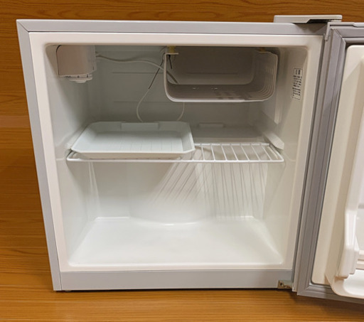※送料無料　【Haier JR-N40E 1ドア 電気冷蔵庫 2014年製 ホワイト】状態良好♪0190 : ハイアール 40L 1ドア冷蔵庫（直冷式）ホワイトHaier JR
