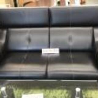 【カグマニア】【引き取り限定】カリモク　本革張り２Pソファー