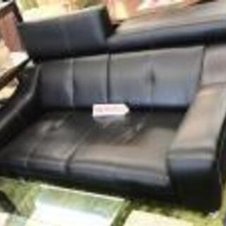 【カグマニア】【引き取り限定】カリモク　本革張り２Pソファー