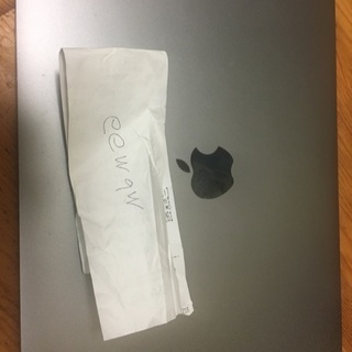 macbook pro 2018 13inc 2.3GHz4core 8GB 256GB