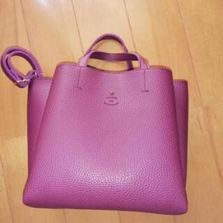 紫の鞄