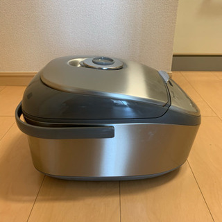 【売約済み】National IHジャー炊飯器5.5合 SR-H...