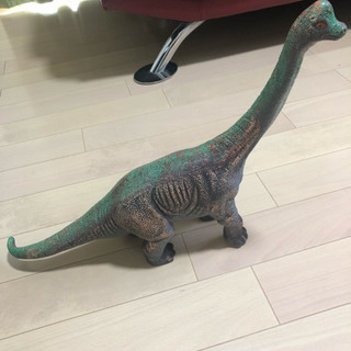 恐竜おもちゃ