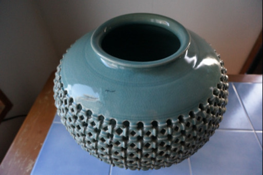最終価格！青磁 二重透かし焼き壺 海青作 大壺