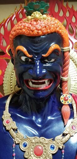 終活の為手放します。酉年の守護神。値下げします