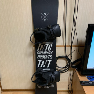 スノボー 板 FNTC TNT 値下げ