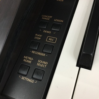 安心の6ヶ月保証！2014年製YAMAHA　CN25R　電子ピアノ　イス付き