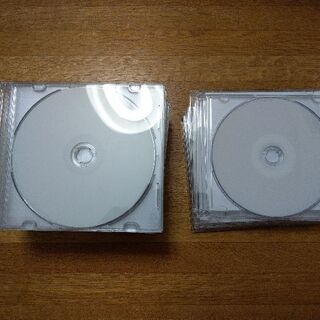 空DVD-R7枚と空DVD-RW17枚
