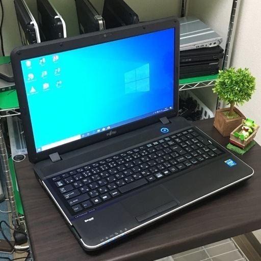 富士通 メモリ2GB 新品SSD120GB office2019 Windows10 Bluetooth ノートパソコン