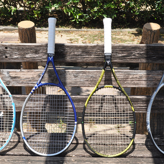 さらに値下げ　硬式テニスラケット　好きなもの２本選んでたったの４...