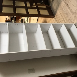 白カラーボックス(61,5cm巾×30㎝奥行×175㎝高)