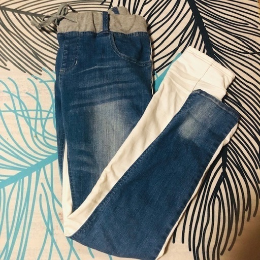 Cook Jeans バイカラー デニム風パンツ Yuu 橿原のパンツ レディース の中古 古着あげます 譲ります ジモティーで不用品の処分 Cook Jeans バイカラー デニム風パンツ Yuu 橿原のパンツ レディース の中古 古着あげます 譲ります ジモティーで不用品の処分