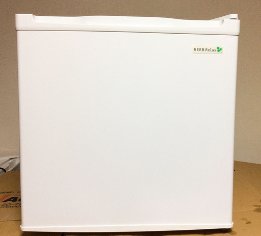 ヤマダ電機オリジナル 直冷式冷蔵庫 HerbRelax 2017年製 YRZ-C05B1(W) 45L ワンドアタイプ 美品