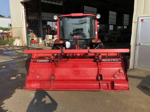 SOLD OUT】ヤンマー トラクター EF330V キャビン 649h 30馬力 新品