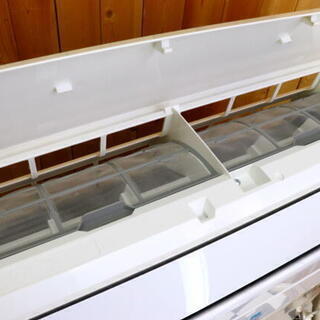 2016年製 富士通 ルームエアコン AS-C22F-W 2.2kw 主に6畳～