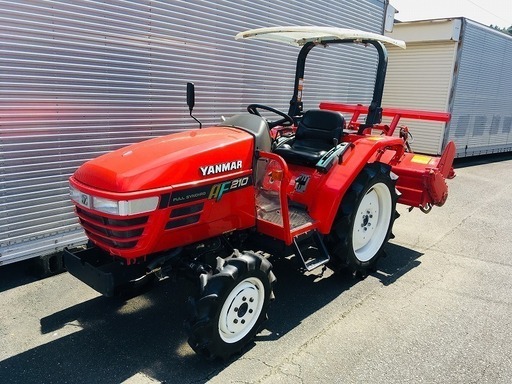 【SOLD OUT】【配送料無料】ヤンマ トラクター AF210 21馬力 パワステ 4WD 自動水平 倍キャスターン