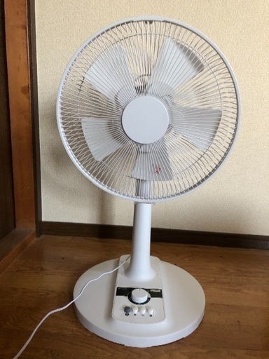 扇風機美品3回のみ使用売ります