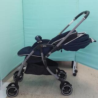 未使用 (展示品)　Aprica (アップリカ)　軽量オートベビーカー　両対面ベビーカー　ラクーナ　品番2037452 未使用 (展示品) Aprica (アップリカ) 軽量オートベビーカー 両対面
