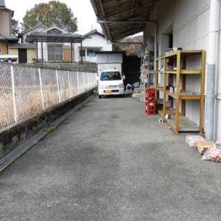 大型倉庫事務所作業場に♫敷地内駐車場スペースも有り♫希少なテナントですよ♫ − 兵庫県