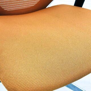 バロンチェア 中古 オカムラ バロン ポリッシュフレーム オレンジ クッション ハイバック 中古オフィス家具 OAチェア