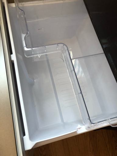 冷蔵庫 3段扉 自動製氷機
