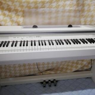CASIO電子ピアノ Privia PX-750WE
