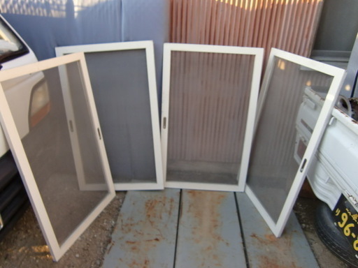 ステンレス網の中窓木枠網戸４枚 わらしべくん 豊田のその他の中古あげます 譲ります ジモティーで不用品の処分