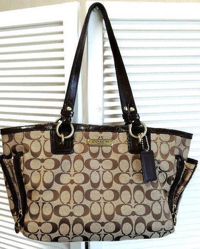 お洒落両脇ジップお洒落！COACH コーチ トートバッグ　取りにこられるかたへは　7000円