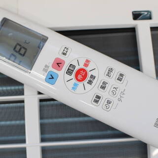 R249)【美品・高年式！】アイリスオーヤマ IRIS OHYAMA ルームエアコン IRA-2203R 2018年製 主に6畳用 2.2kw 単相100V Rシリーズ19年モデル