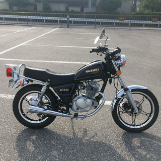 ほぼ新品☆125cc 走行距離500㎞ レトロバイク♡