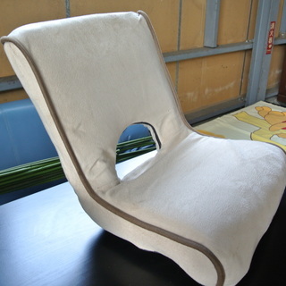【先着順】座椅子　コンパクトサイズ　幅38cm　奥行49.5cm...