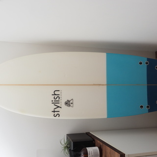 Stylish スタイリッシュ サーフボード シモンズ系 超浮力!