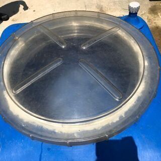 お話中　活魚タンク　水貯め容器