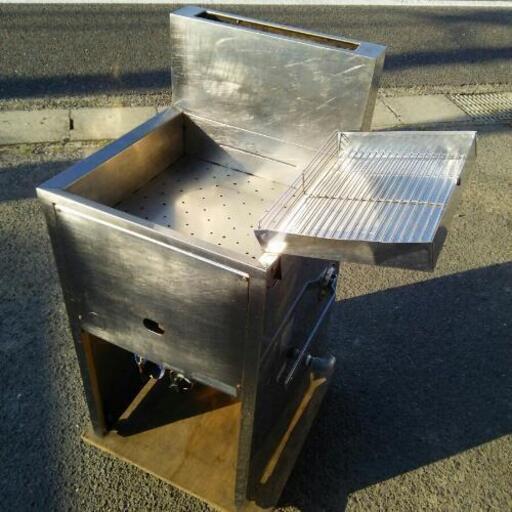 中古   業務用  プロパンガス  ガス式フライヤー    幅４６  奥行５３  高さ８０  （ｃｍ） １槽式   LPガス  フライヤー  \n