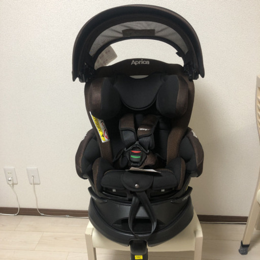 受け渡し者決定】アップリカ フラディア グロウ プレミアム isofix