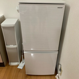 新品テスト電源のみ。2ドア冷蔵庫