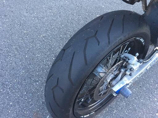 再投稿 スズキdr Z400sm 国内最速モタード改造多数 ちき 北久里浜のバイクの中古あげます 譲ります ジモティーで不用品の処分