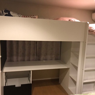 IKEA 机付き二段ベット