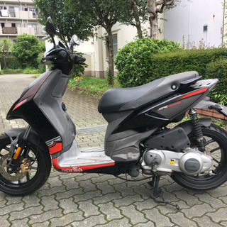 アプリリアSR125モタード