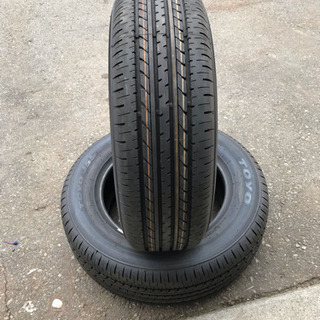 新品 未使用 展示品 195/65R15 国産TOYOタイヤ