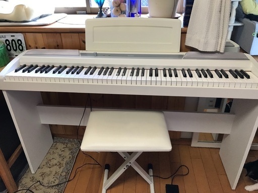 KORG 電子ピアノ＆イス  スタイリッシュ 美品